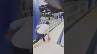Bowling 🎳 | Mantri Mall | #shortsvideo #shortsviral #bowling #youtuber