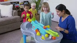 Step2 Ball Buddies Truckin' & Rollin' Play Table