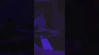 A little sample for your Friday 🎶🎹 #chicago #musicproducer #contentcreator
