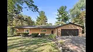 Home for Sale in New Albany - 6500 Cedar Glen Court