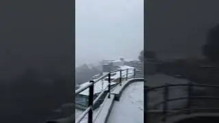 Mussoorie 2023 1st snowfall #laltibba #mussooriesnowfall #dhanolti #uttarakhand #dehradun