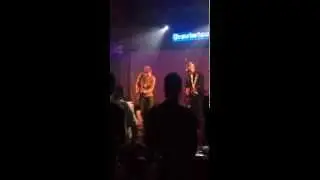 Johann Frank guitar solo during Anduze troubadour show
