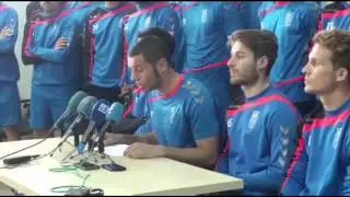 Rueda de prensa de los jugadores del Real Oviedo tras la dimisi&oacute;n de Egea