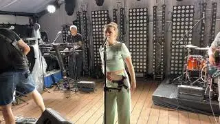 “GEORGY PORGY” (TOTO)                                  Cover by FLORABAND (live sound check)