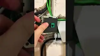 Как правильно монтировать HDMI кабель в подрозетнике