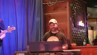 Angelo Tomandl & Omigato! playing an original song called 