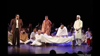 Super hit play, Rajesh Kumar's 'Ambedkar Aur Gandhi' directed by Arvind Gaur, Asmita theatre