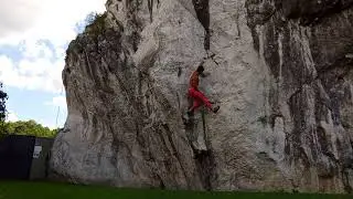 Free solo climbing, Beckov, cesta ,,Ľav&yacute; biceps&acute;&acute; 10- UIAA, R.Gelinger 52r.