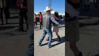 Bailes Virales en el swap meet paramount #shortvideo #baile #cumbias#virales