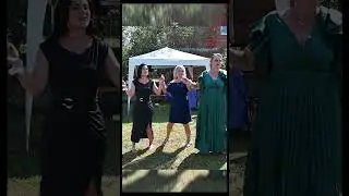 3 Svadbeni običaji u punom sjaju ispred mladine kuće #fotovideoalfa #fypシ #kolo #veselje #svadba