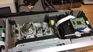 Philips DVP-3150V VCR DVD combo (Funai product alert)