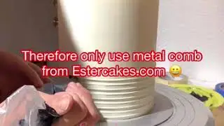 How to use bottom stripe comb to decorate your cake