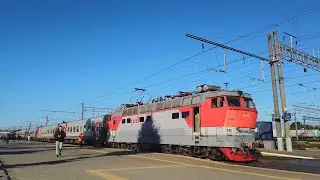 Пассажирские электровозы ЧС4Т-429 и ЧС4Т-559 на станции Орша-Центральная