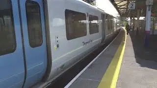 Thameslink Class 700 leaving Wimbledon Chase