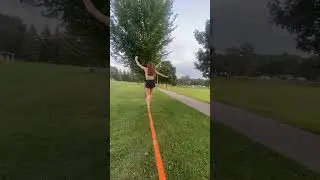 Slackline in the park 🌳