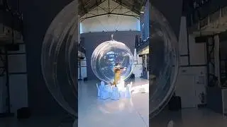 Heavenly sounds meet floating elegance ✨ #EurovivaEntertainment #TheBubble #AerialShow