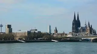 Blick auf die linke rheinseite K&ouml;ln Zentrum