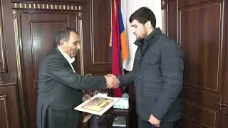 Ըմբշամարտի աշխարհի չեմպիոն Հայկ Խլոյանին ծննդավայրում ընդունել են մեծ տոնախմբությամբ