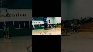 Everybody loves BUZZER BEATERS #basketball #shorts