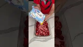 Strawberry cake hack!