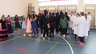 Egervári László Általános Iskola farsangi felvonulása (2025)