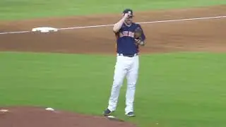 Ryan Pressly (announces retirement) entrance to Johnny Cash...Astros vs. Yankees   ALCS...10/20/22