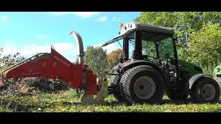 Deutz-Fahr Agrokid 230 - Wood chipping