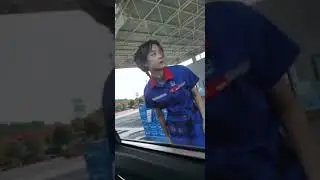 Beauty working at gas station