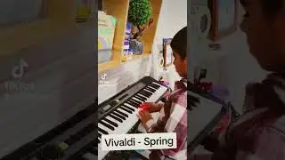 melodia vivaldi #vivaldi #melodia #teclado #tutorial #aprende con El&iacute;as