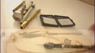 Trapanini manuali e gira punte per modellismo e lavori di precisione. Mini trapano per micro punte