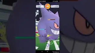 Darkrai team vs Gengar raid boss in Pokemon Go