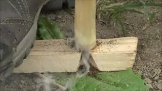 Primitivní rozdělávání ohně z blízka