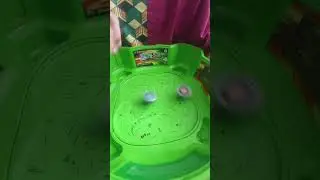 peque&ntilde;a bey batalla #beyblade #batalla