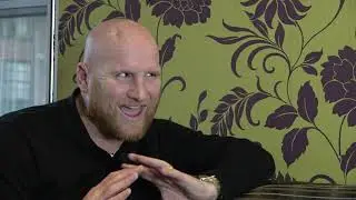 Julie Collier chats to John Hartson about his gambling addiction - part 3/4