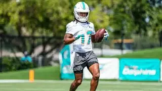 Tua To Jaylen Waddle