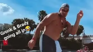 Tom Brady and Gronk fully enjoying Tampabay's Boat Parade celebration