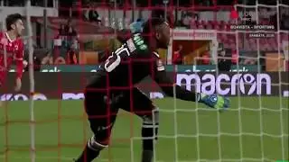 Interventie buna pentru Parfait Mandanda!