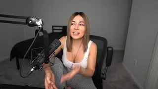 Alinity being creepy