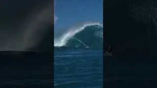 MASSIVE WAVE AT TEAHUPO'O EIMEO CZERMAK!!!!