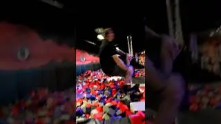 INSANE TRAMPOLINE FLIP #flippingfeed #flips #trampoline #extreme #extreme #defy
