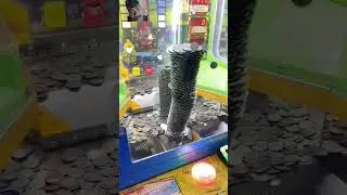 #clawmachine #arcade #games #satisfying #music #hiphop #love #lego #duet #funny