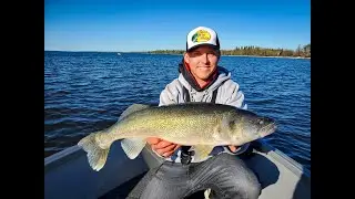 GIANT HECLA GREENBACK WALLEYE LAKE WINNIPEG (SLAY DAY!)