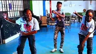 PIN YA MAISHA - YAKALIA BOYZ BAND OFICIAL VIDEO
