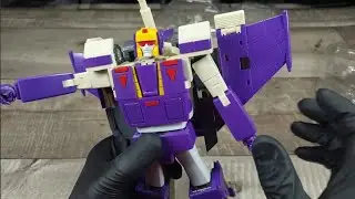 Posing TUTORIAL For Star Toys Lightning Masterpiece Transformers G1 Blitzwing | How To Pose & Ideas
