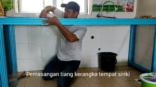Kabinet dapur dari c-channel dengan kemasan kayu pallet (Fasa 1 Siri 1)
