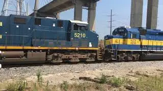 HLCX trails on CSX freight train