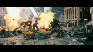 Transformers 3 (2011) Optimus Prime vs Shockwave Con M&uacute;sica Epica 