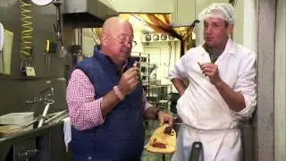 Bizarre Foods America - Weird Food | Travel Channel Asia