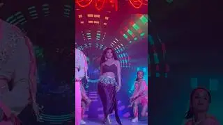 Lanka me aag 🔥 #kriti #kritiverma #dance #event #aayehaaye #dancewithnora #norafatehi #karanaujla