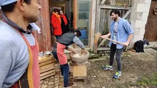 🇯🇵🇫🇷How to make traditional mochi at home in France/フランスでお餅つき、フランス人が初めて餅つきに挑戦、そして食べてみた !!
